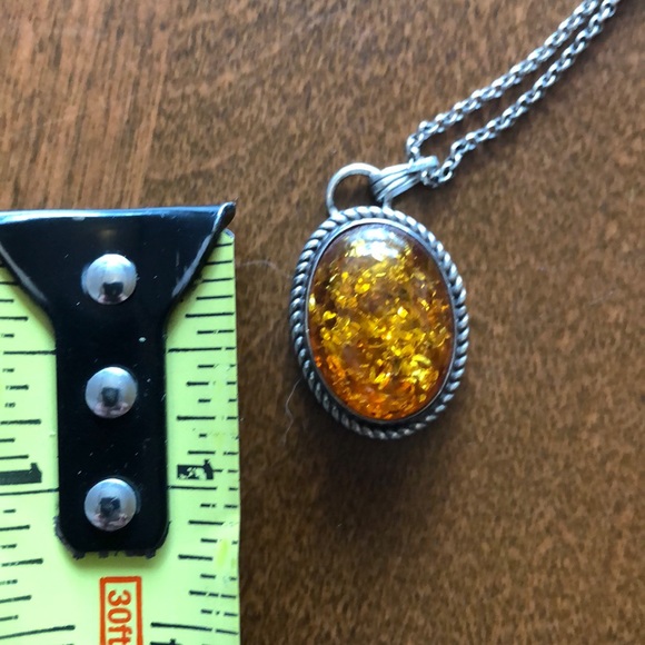 Genuine Amber and sterling silver pendant w/chain. - Picture 3 of 5